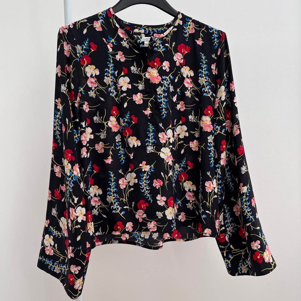 Equipment Femme 100% silk Heather flare sleeve floral blouse S eclipse multi